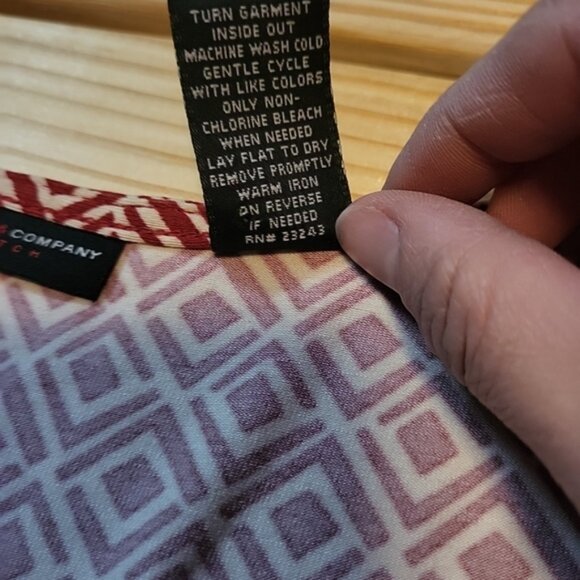 New York & Company Womens Sleeveless Tank Red & White Size M Summer Casual - Picture 3 of 9